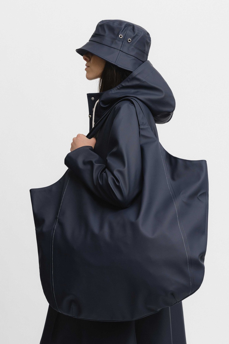 STUTTERHEIM Weekend Bags | Svea Bag