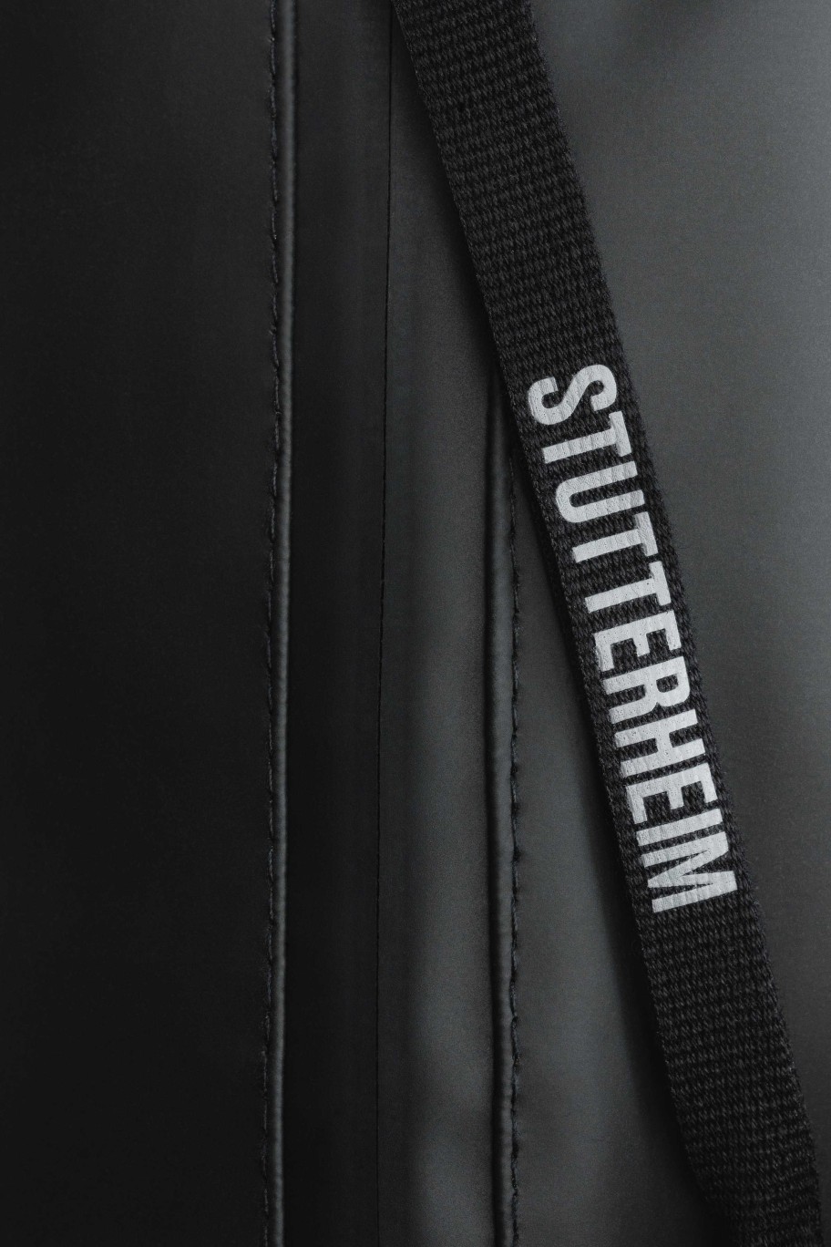 STUTTERHEIM Wash Bags | Container Small Wash Bag